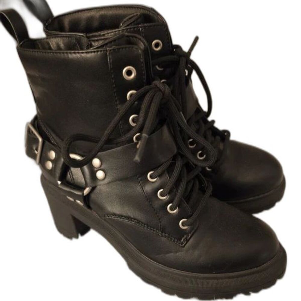 No Boundaries Heeled Combat Boots Womens 7